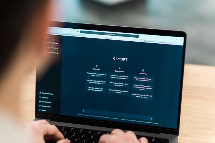 ChatGPT: Casal Americano Revela Como a IA Salvou Seu Relacionamento chatgpt aberto no computador