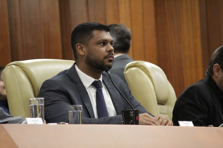 Concurso Câmara de Goiânia: Edital Publicado com 62 Vagas e Salários de Até R$ 10 Mil