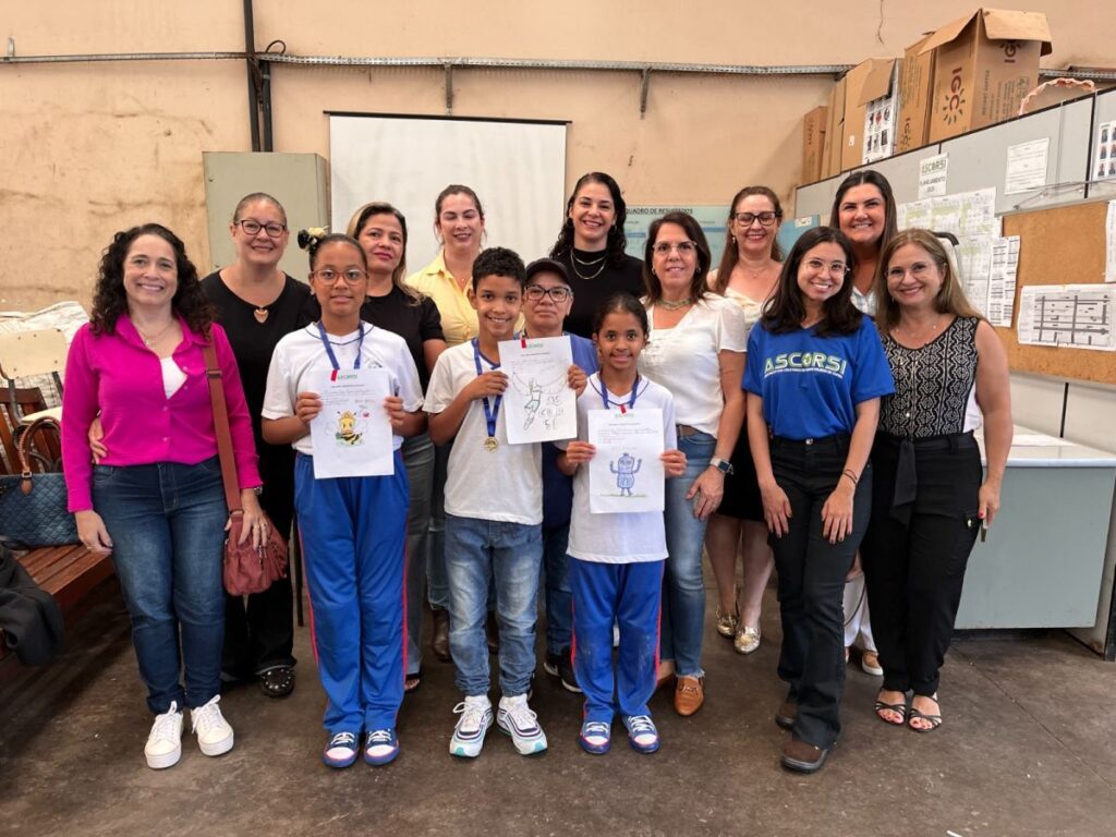 Alunos de Itapira Vencedores de Concurso da Ascorsi Celebram Educação Ambiental e Novos Mascotes da Coleta Seletiva
